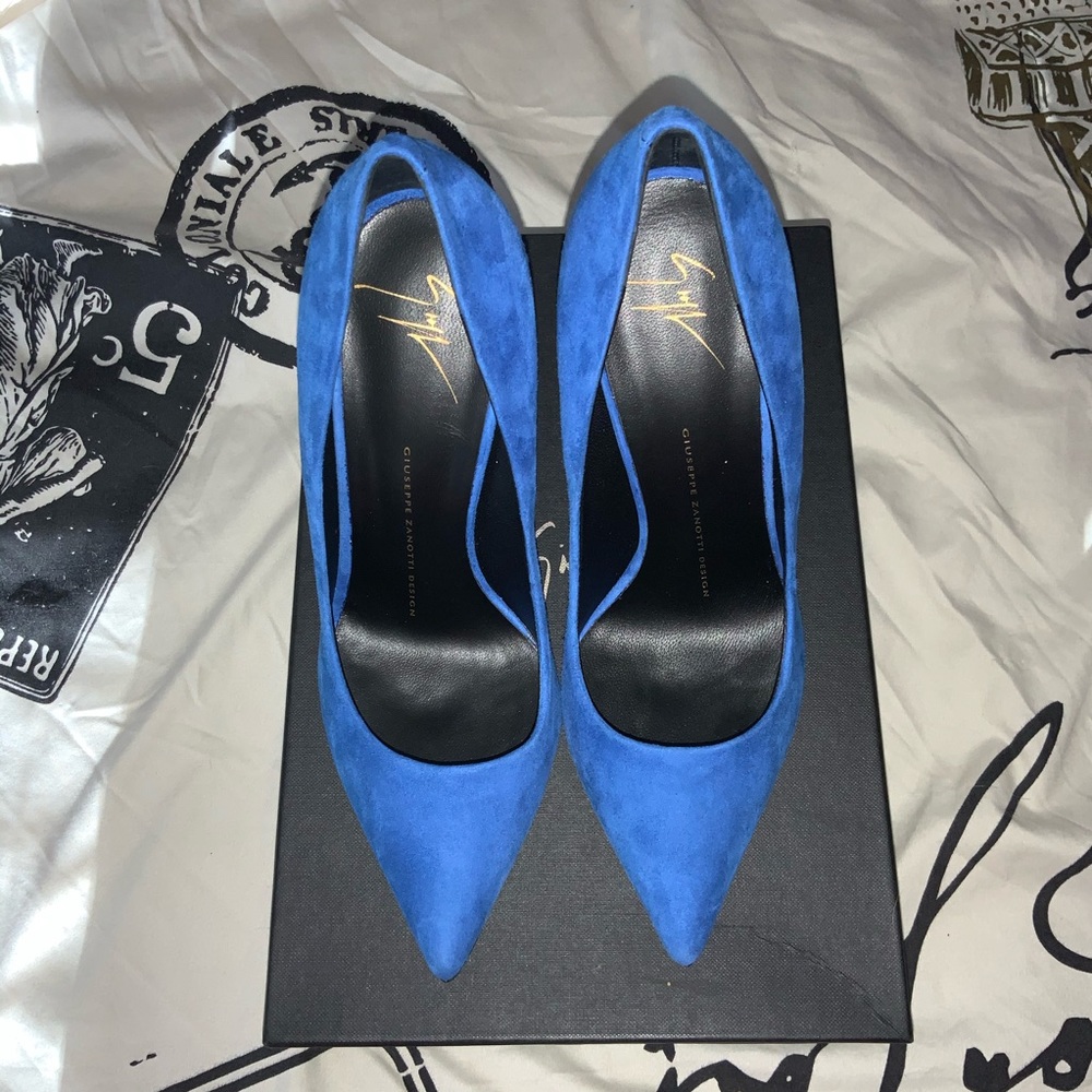 Blue Giuseppe Zanotti Pumps - Picture 3 of 7